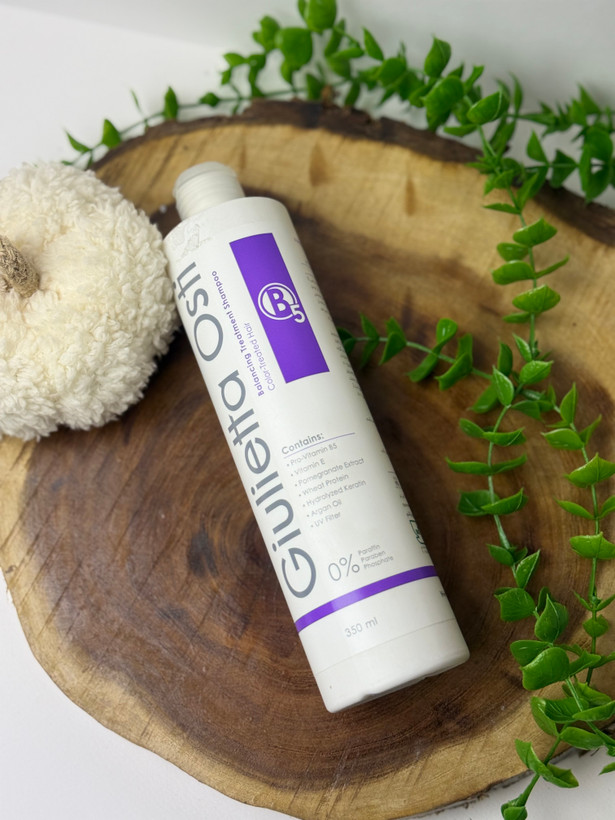 شامپو موهای رنگ شده جولیتا اُستی B5 حجم ۳۵۰ میل – ترمیم، افزایش نرمی و حفظ شادابی موهای رنگشده