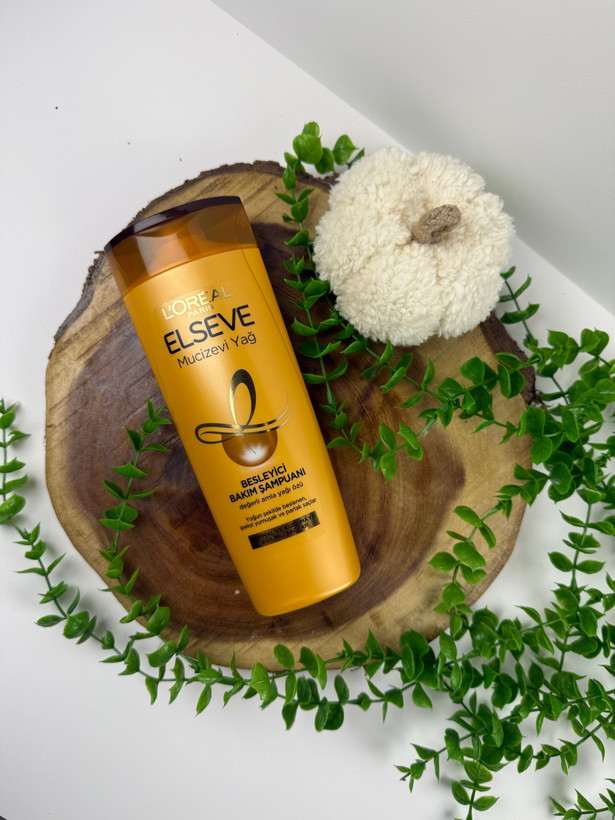 شامپو تقویت کننده و نرمکننده لورال