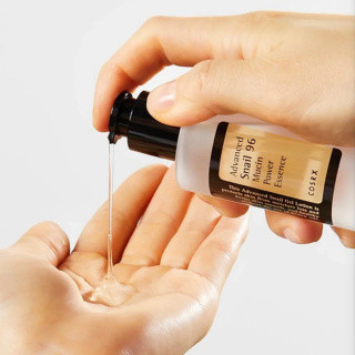 اسنس حلزون کوزارکس با جذب سریع و تاثیر قوی بر بافت پوست