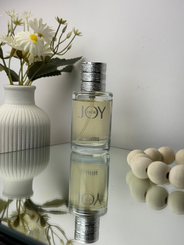 عطر جیبی زنانه رایحه دیور جوی برند مانتره حجم 25 میل