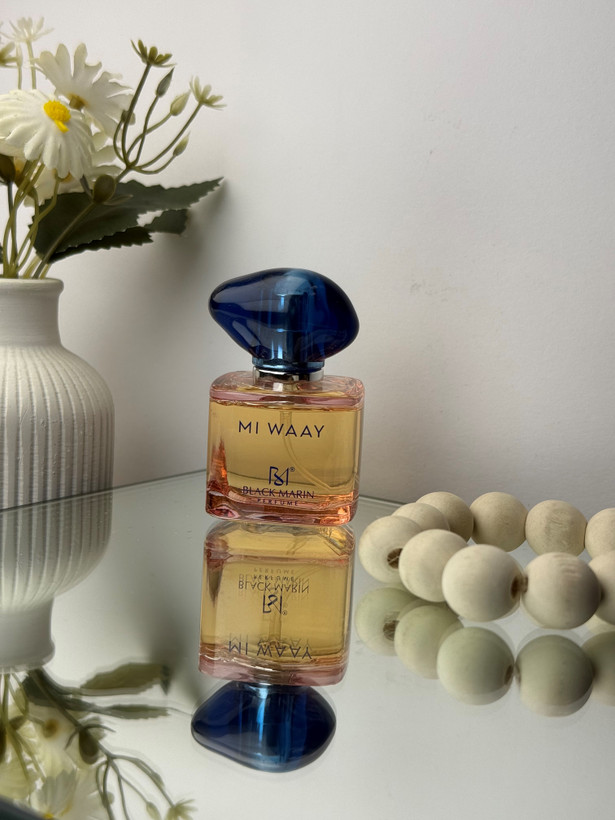 عطر جیبی زنانه جیورجیو ارمانی مای وی برند بلک مارین حجم 25 میل