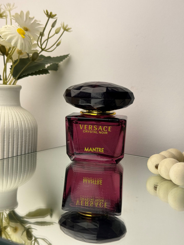 عطر جیبی زنانه ورساچه مشکی کریستال نویر برند مانتره حجم 25 میل