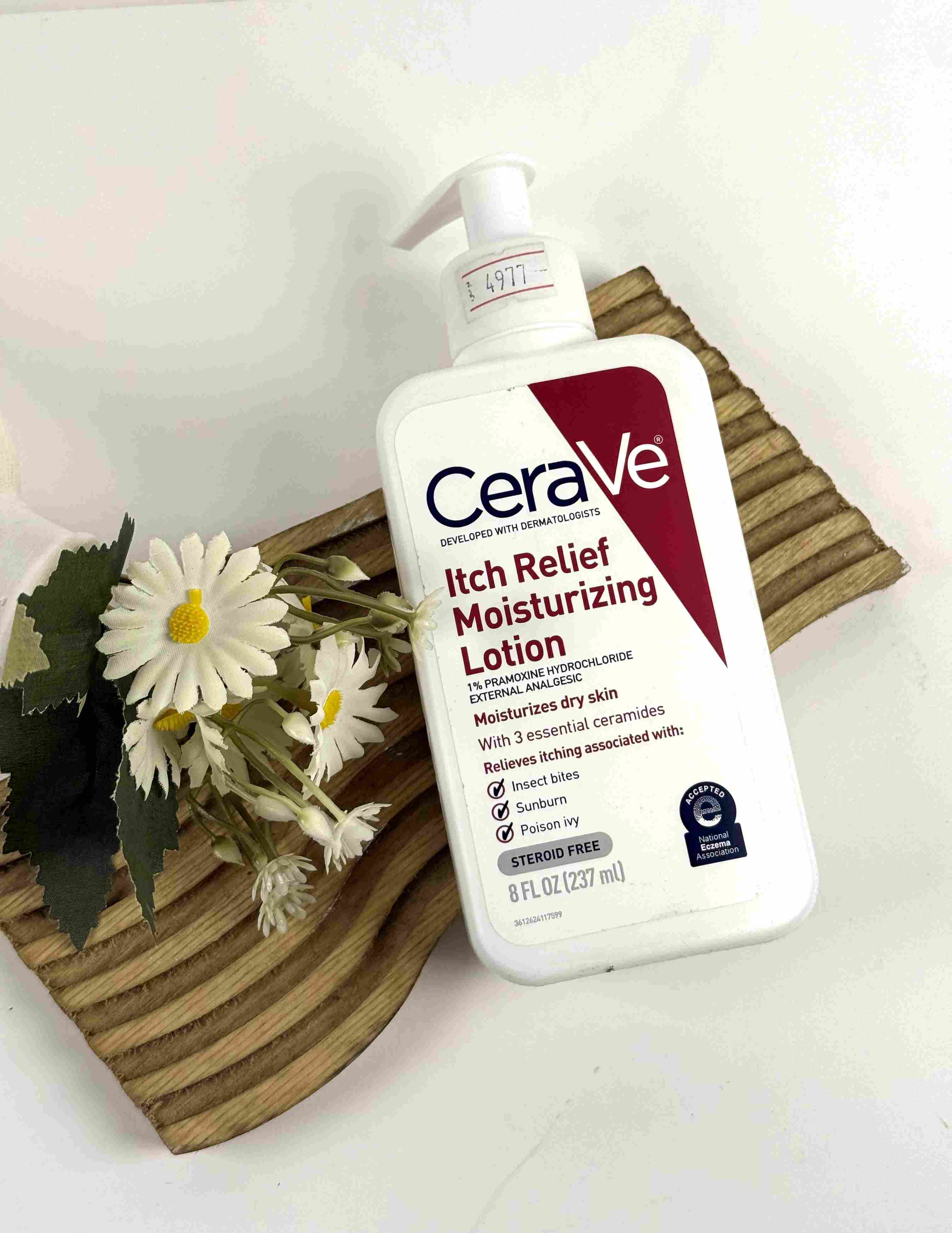 لوسیون کرم مرطوب کننده و ضد خارش سراوی CeraVe مدل Itch Relief حجم 237 میل | تسکین دهنده و بازسازی پوست