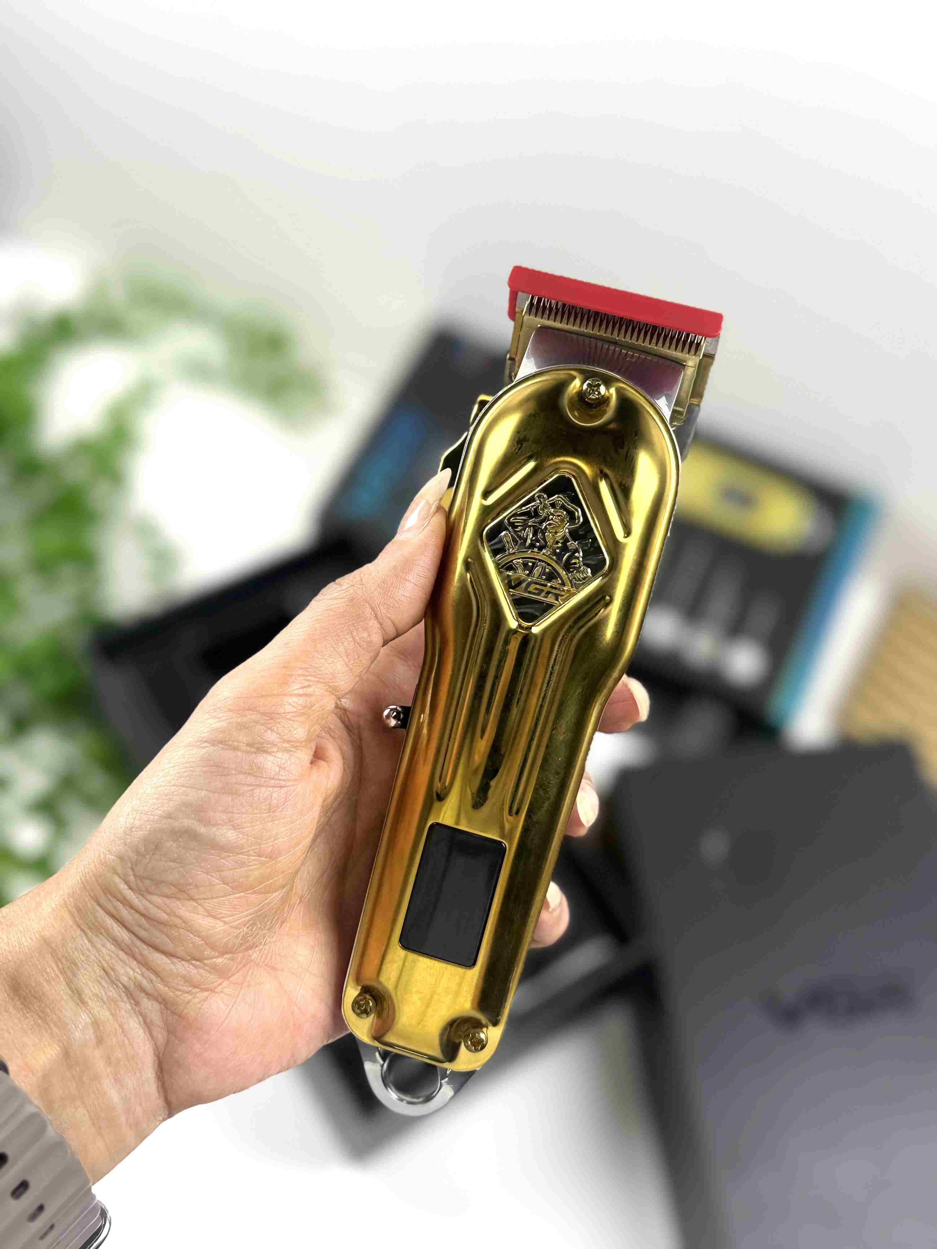 ماشین اصلاح سرو صورت حجم زن وی جی آر VGR V-267