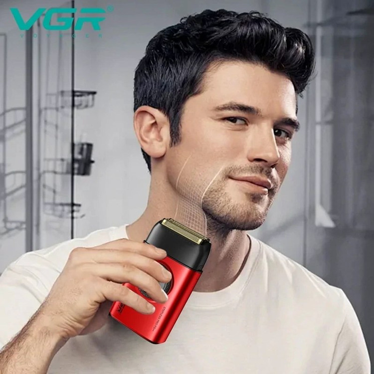 ماشین اصلاح وی جی آر مدل VGR V-378 با تیغه تیتانیوم و ضد آب